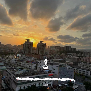 操大奶美女国产
